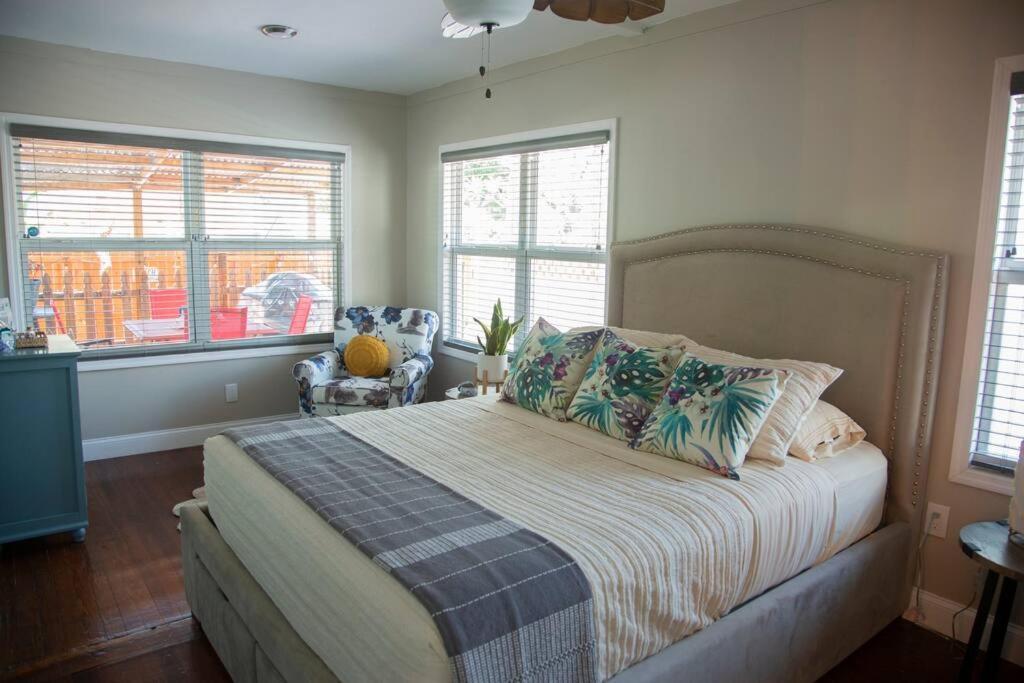 Two Bedroom Ranch With Private Deck Close To Beach Lake Worth Beach Exterior foto